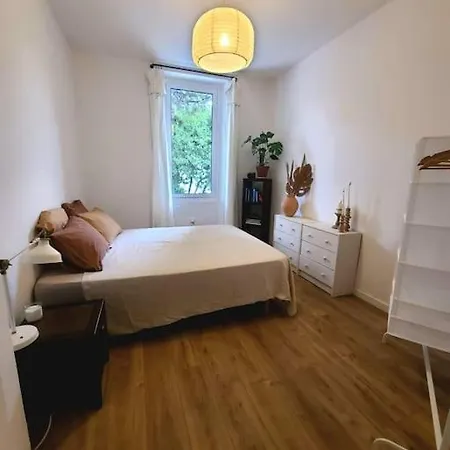 Apartment T4 Renove, Clim, Internet & Netflix, Confort